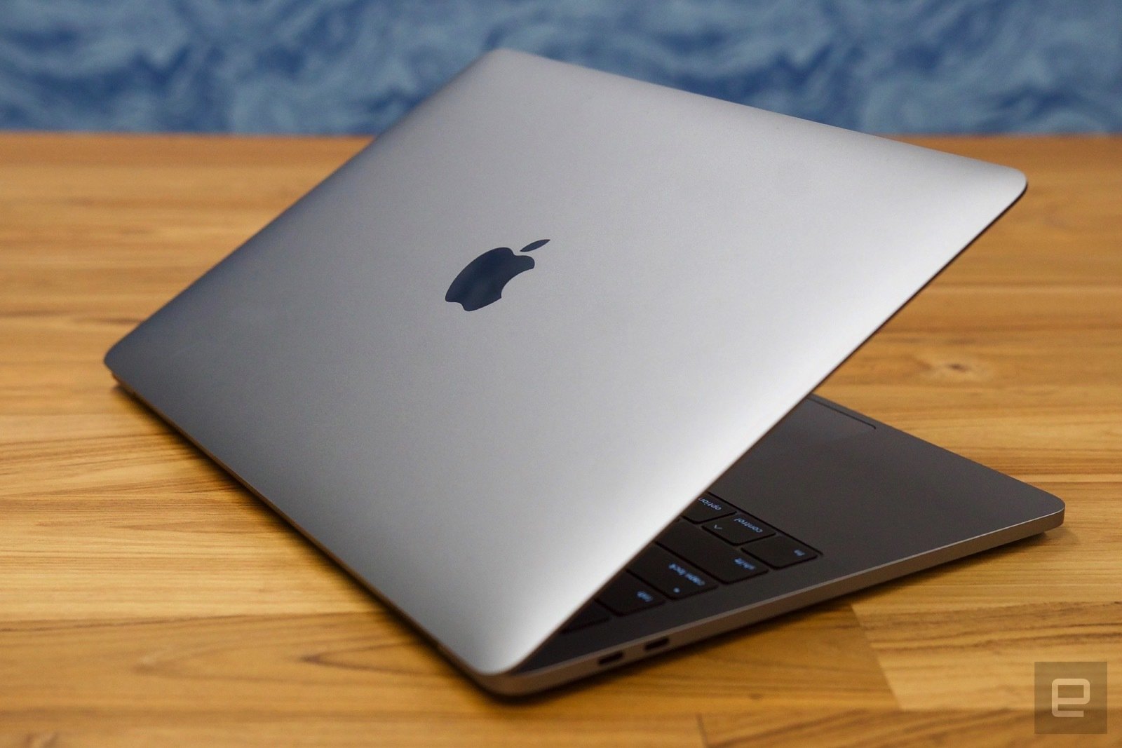 Apple may introduce a 14.1-inch MacBook Pro with a mini-LED screen