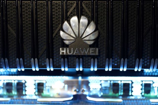 President Trump signs bill to help rural carriers replace Huawei gear