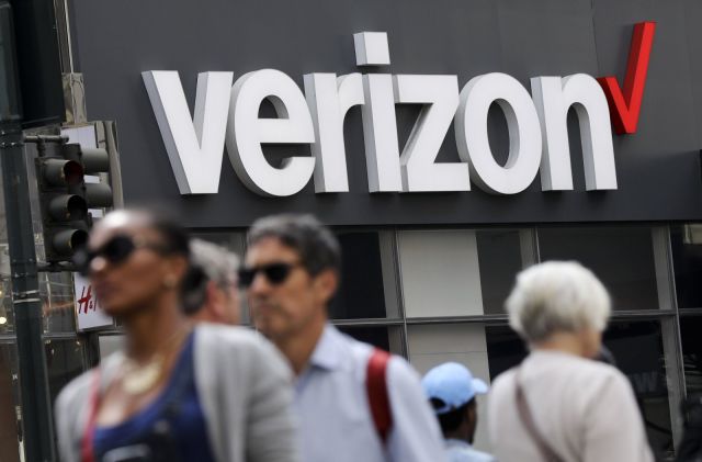 Verizon gives customers extra mobile data to deal with COVID-19