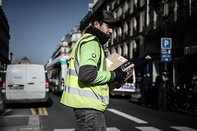 French court orders Amazon to continue only fulfilling essential orders