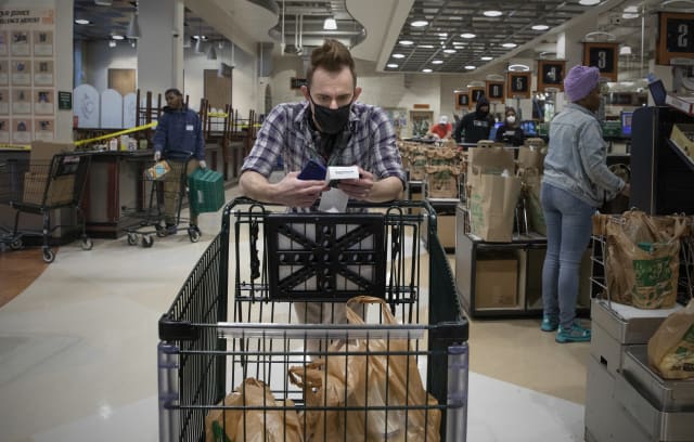 Instacart is hiring another 250,000 grocery shoppers