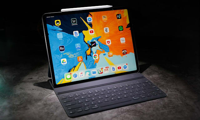 Save up to $300 on 2018 iPad Pro models at B&H