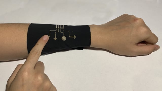 Researchers control a game of Tetris using a breathable wearable sleeve