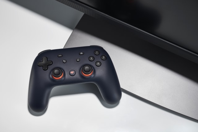 Stadia's game controller finally works wirelessly on your computer