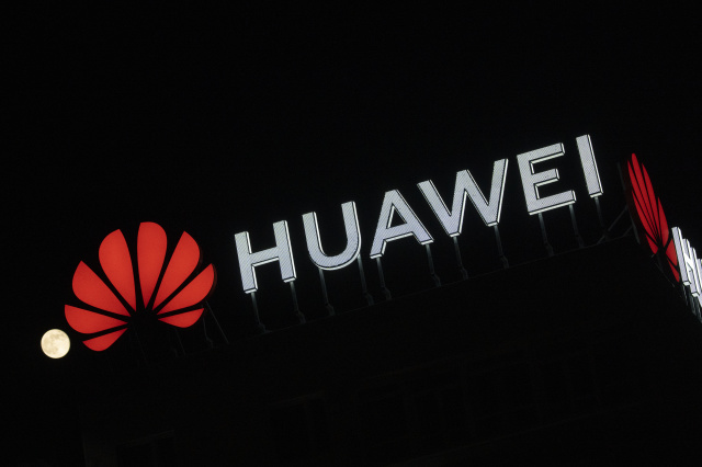 FCC says Huawei and ZTE are national security threats