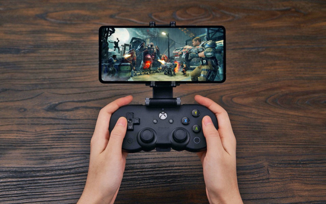 8BitDo is updating one of its Bluetooth gamepads for Project xCloud